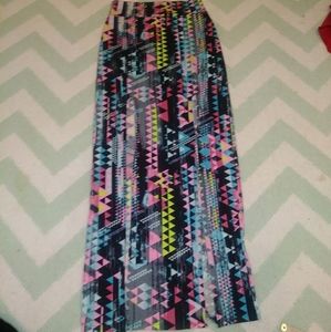 Mosaic long skirt with two slits in the front
